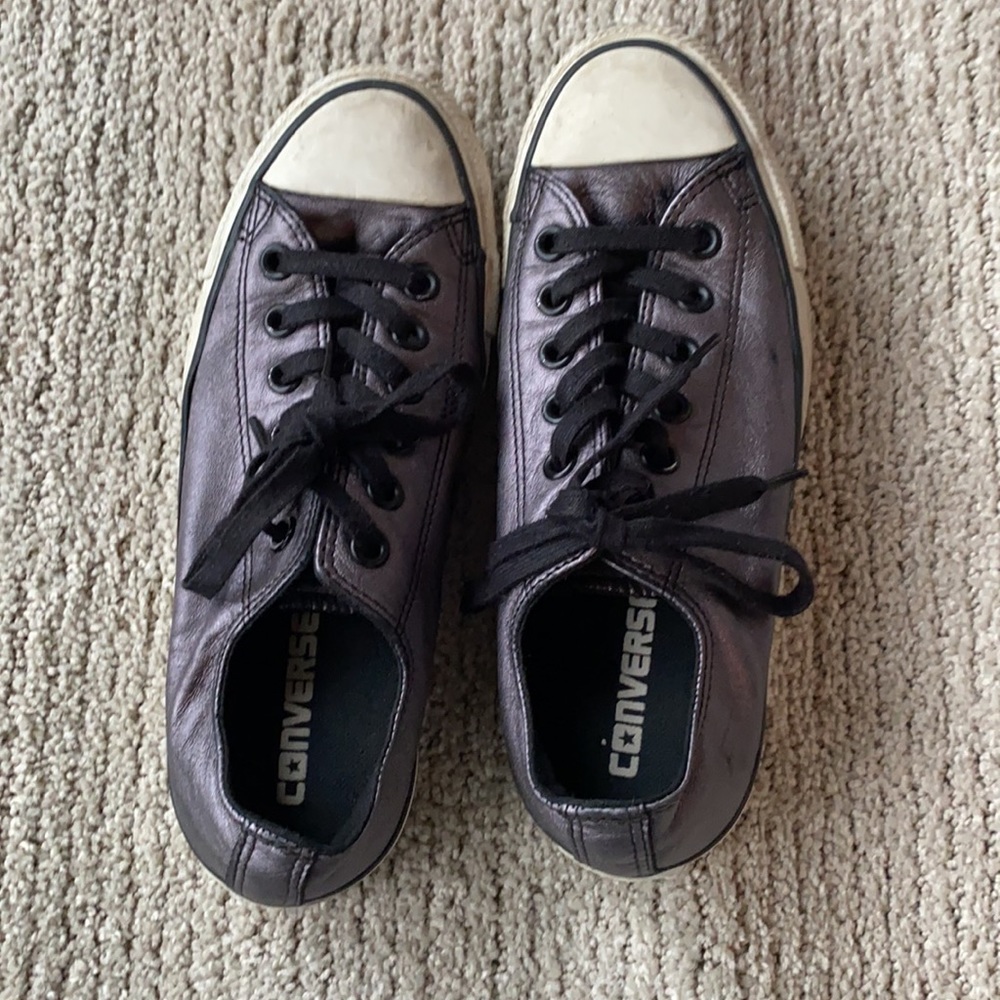Converse Metallic Grey Leather Low Top Sneakers | Size 6.5 y2k - Picture 3 of 5